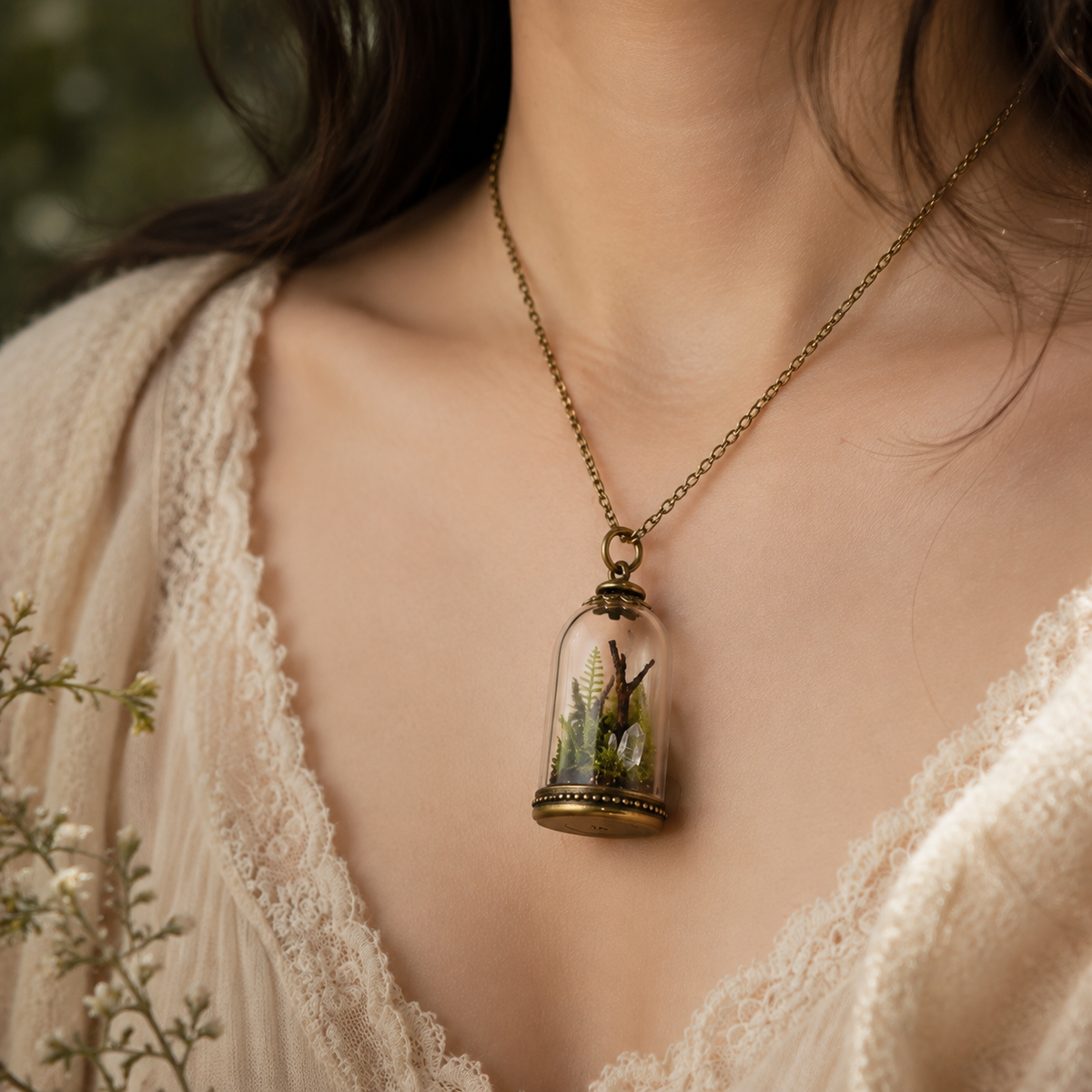 Moss Chamber Necklace