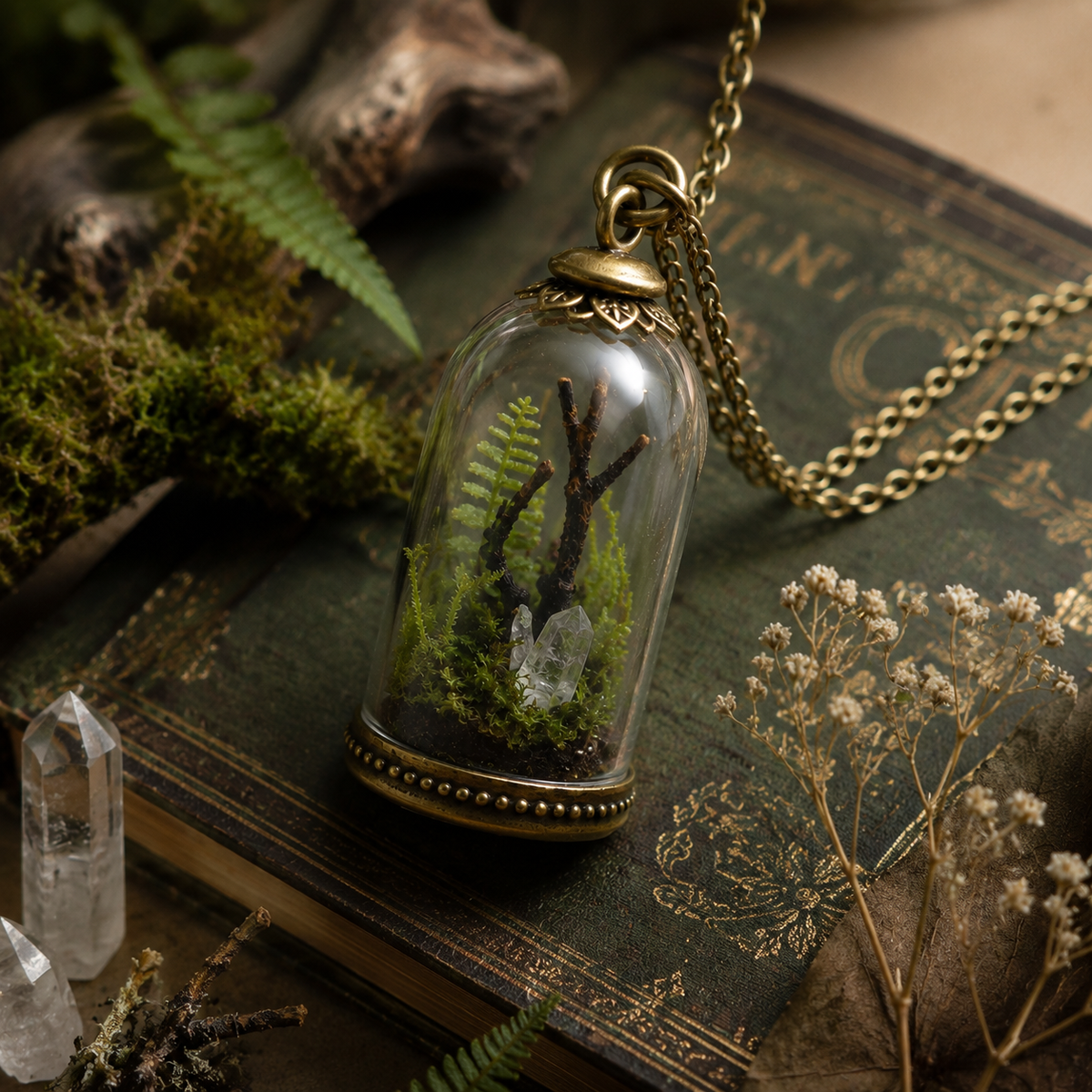 Moss Chamber Necklace